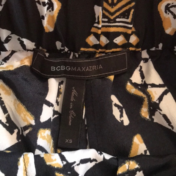 BCBGMaxazria Shorts - Picture 2 of 2